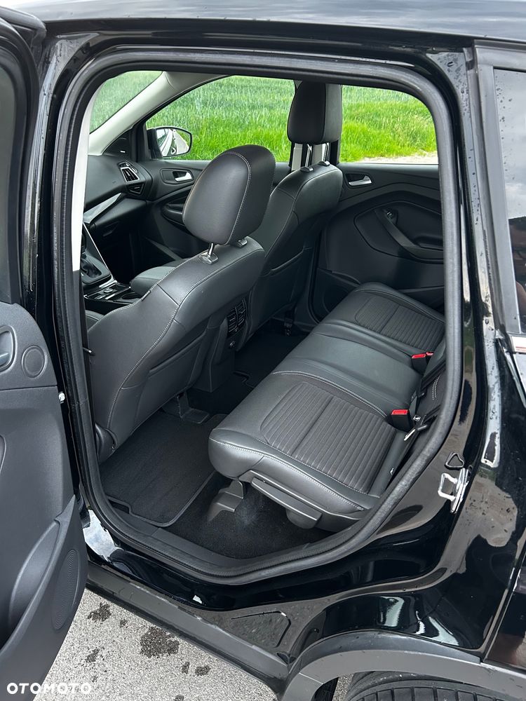 Ford Kuga 1.5 EcoBoost 4WD Titanium - 15