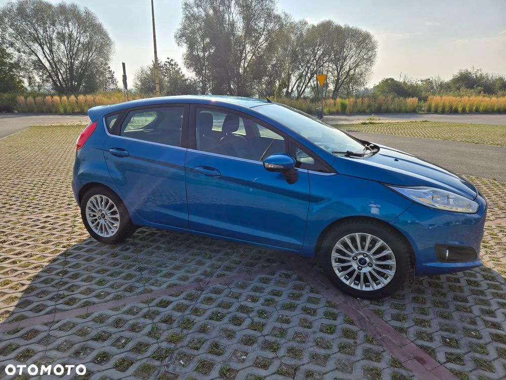 Ford Fiesta 1.0 EcoBoost Start-Stop Titanium - 5