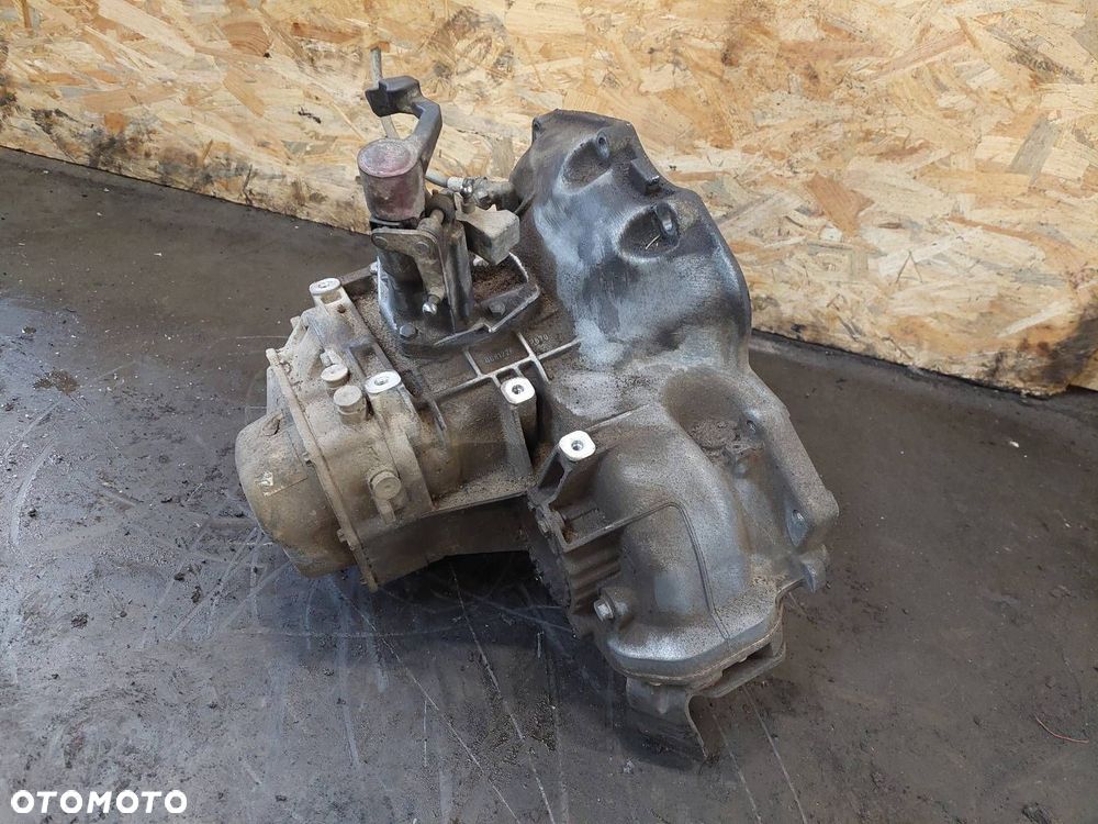 SKRZYNIA BIEGÓW OPEL VECTRA C SIGNUM I 1.8 16V MANUAL 5 BIEGÓW F17W394 - 4