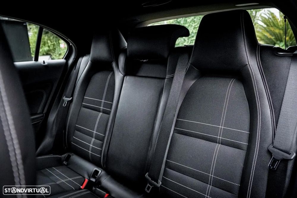 Mercedes-Benz A 160 d Urban - 30