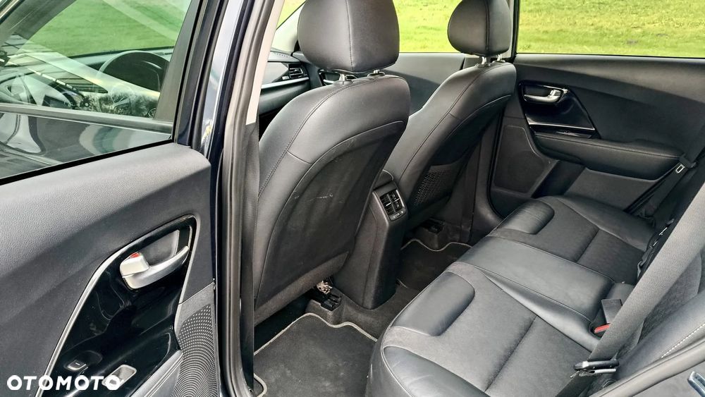 Kia Niro 1.6 GDI Plug-in Hybrid L - 16