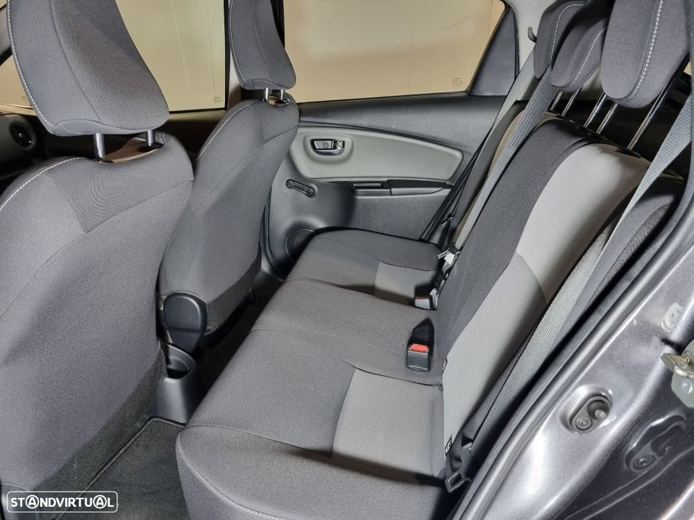 Toyota Yaris 1.0 VVT-i ACtive - 14