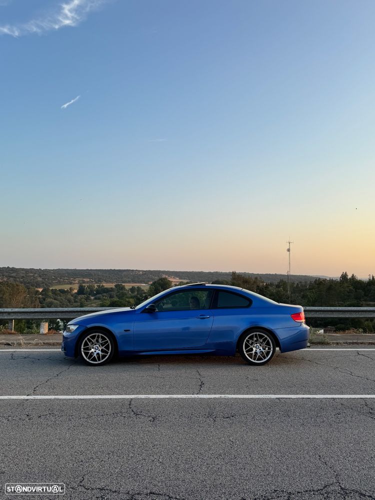 BMW 320 d Coupe - 10