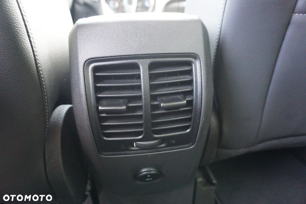Ford Kuga - 15