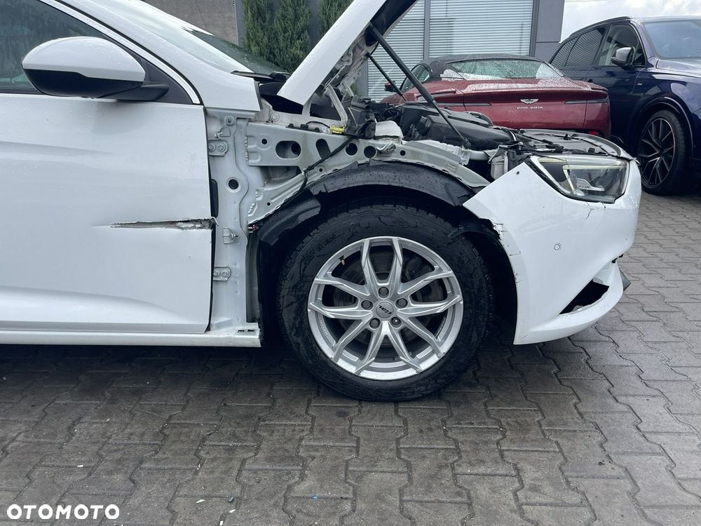 Opel Insignia 2.0 CDTI Ultimate S&S - 6