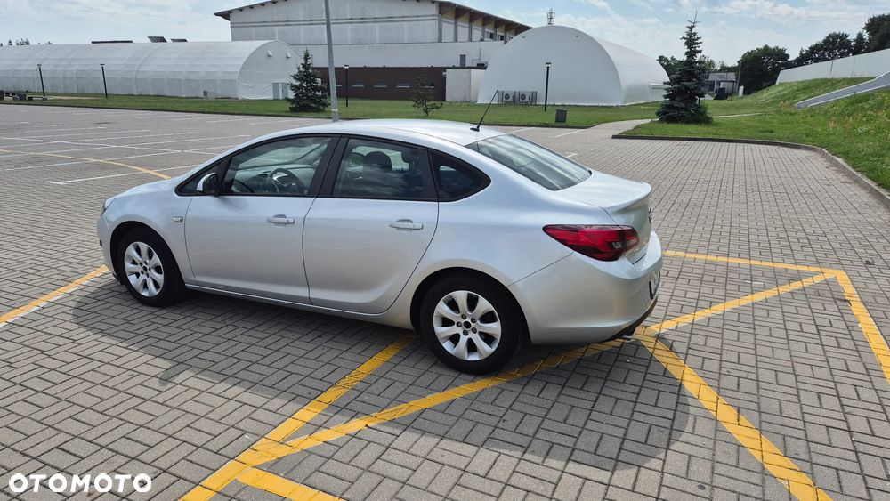 Opel Astra 1.4 T Active EU6 - 3