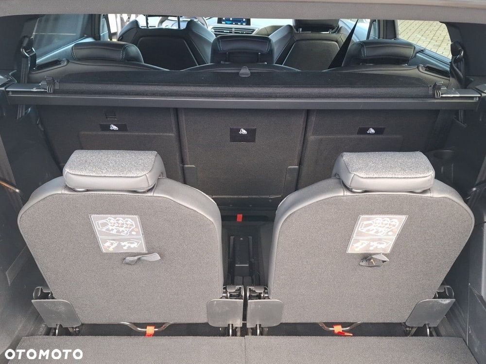 Peugeot 5008 1.2 PureTech mHEV Allure Pack S&S e-DCS6 - 23