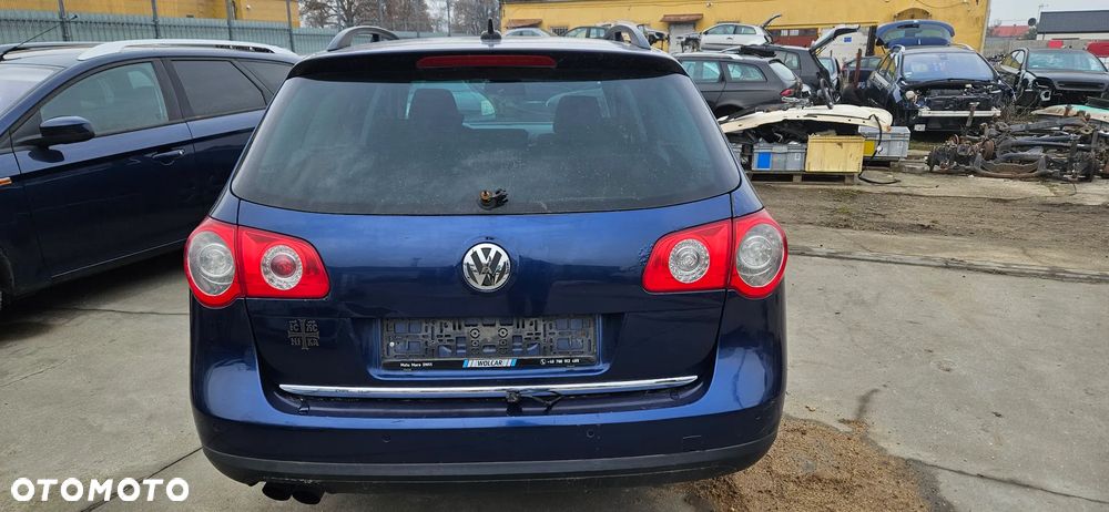 Klapa tylna bagażnika VW Passat B6 kombi 2009r LD5Q - 1