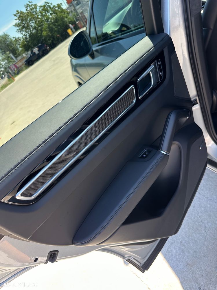 Porsche Cayenne Coupe S - 28