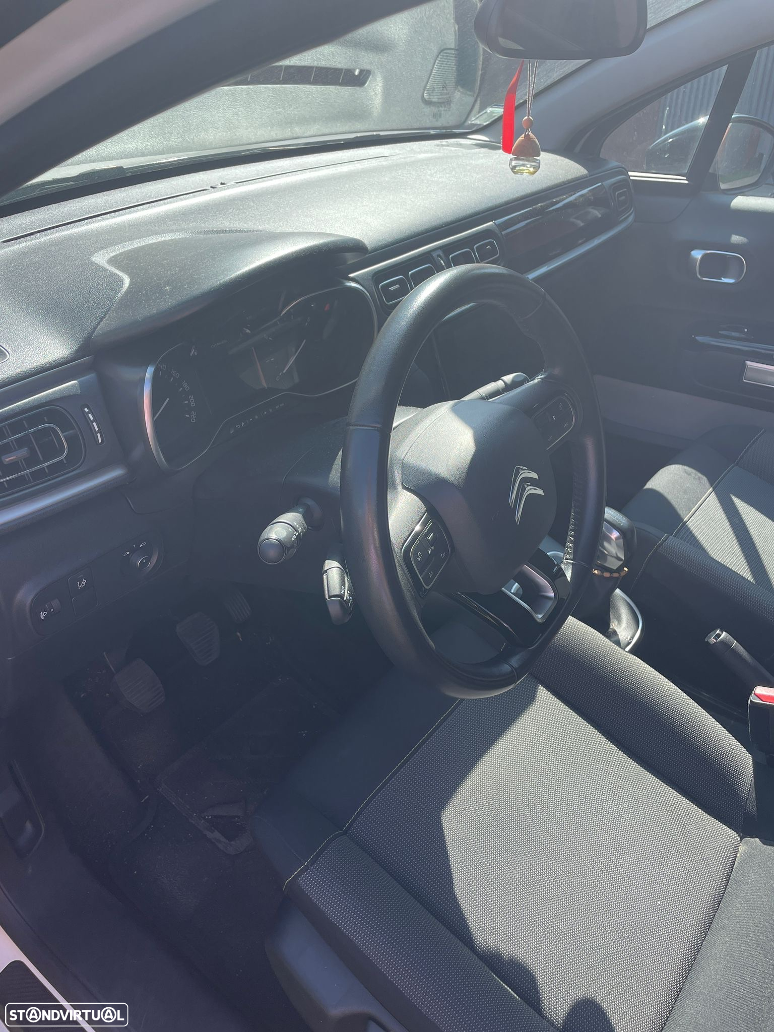 Citroën C3 1.2 PureTech Shine - 8