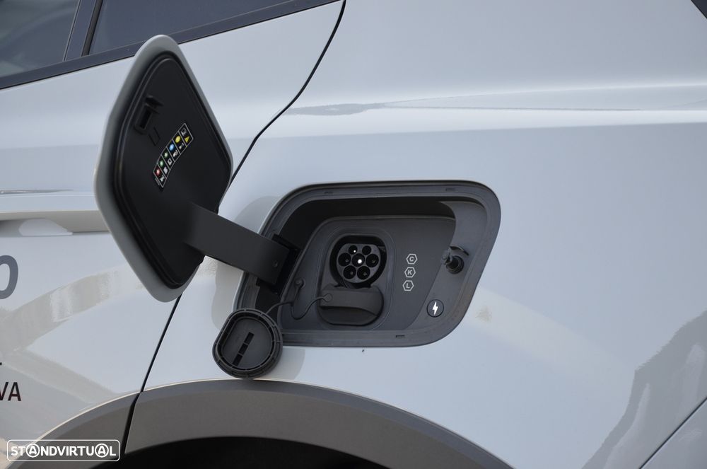 Volvo EX30 Cross Country 69 kWh Twin Motor Ultra - 9