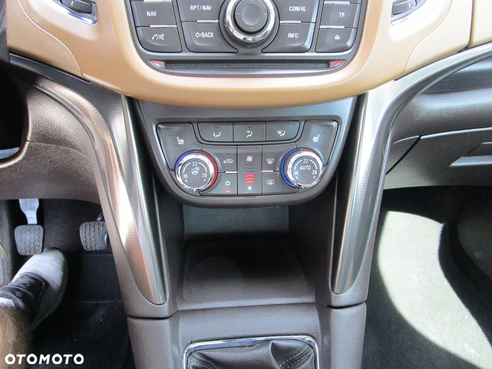 Opel Zafira Tourer 1.4 Turbo Innovation - 33