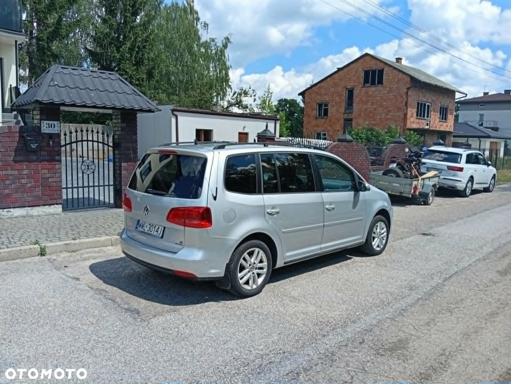 Volkswagen Touran 1.4 TSI Trendline DSG - 5