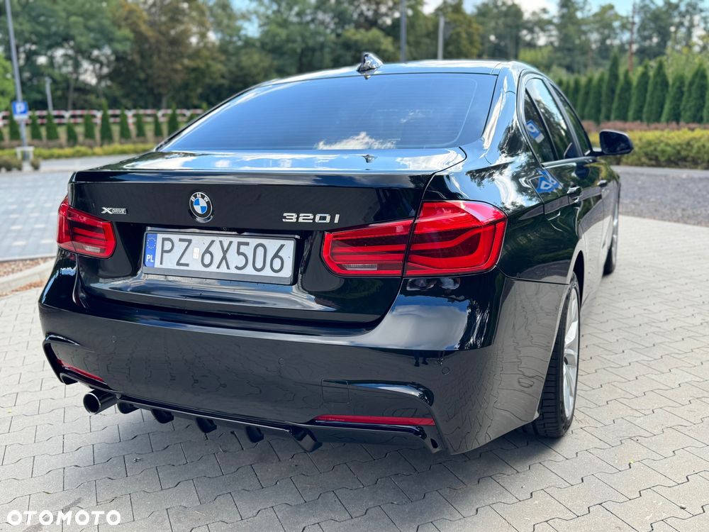 BMW Seria 3 320i GPF Luxury Line Purity sport - 9
