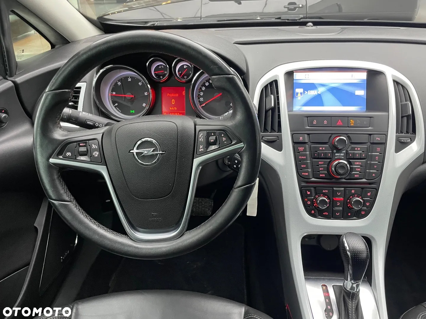 Opel Astra IV GTC 2.0 CDTI Sport - 22