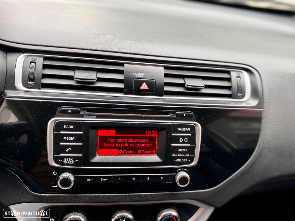 Kia Rio 1.1 CRDi - 16