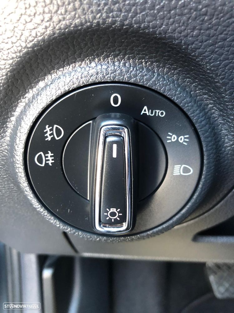 SEAT Arona 1.0 TSI FR - 6