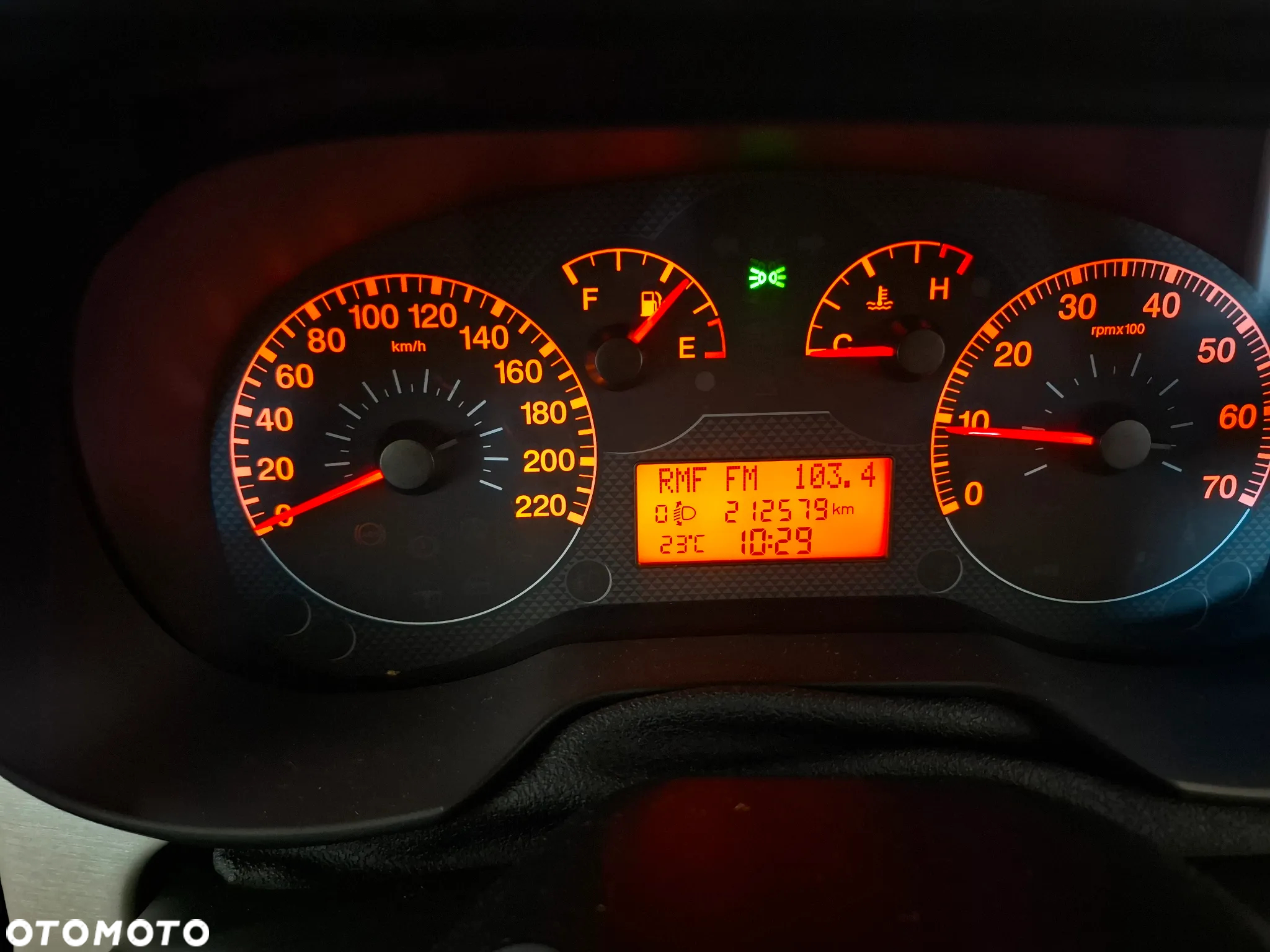 Fiat Grande Punto - 8