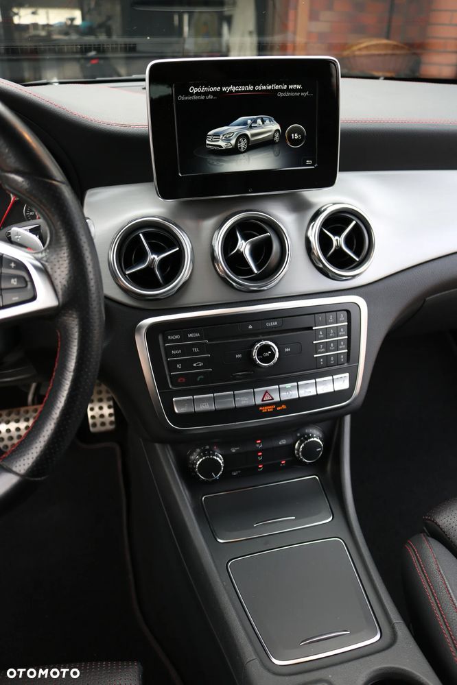 Mercedes-Benz GLA 200 d 4Matic 7G-DCT AMG Line - 18