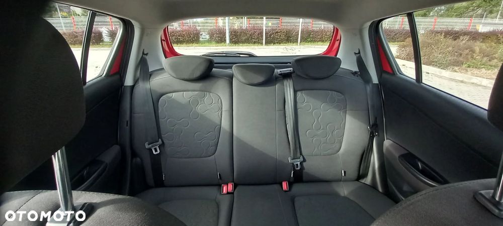 Hyundai i20 - 17