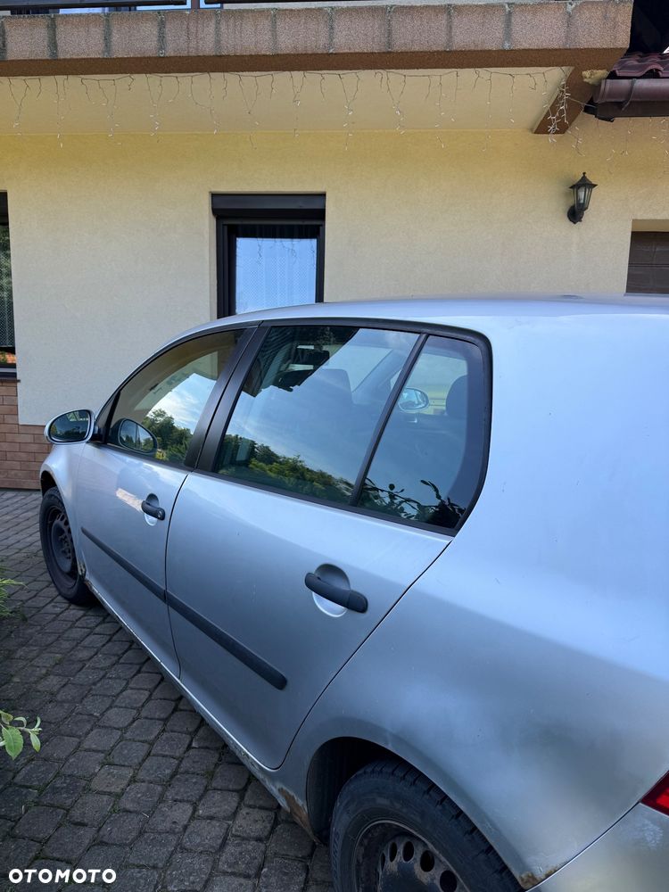 Volkswagen Golf 1.6 Comfortline - 3