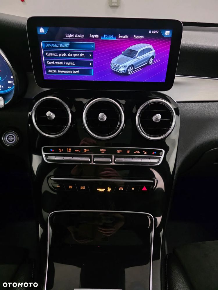 Mercedes-Benz GLC 300 de 4Matic 9G-TRONIC AMG Line Plus - 11