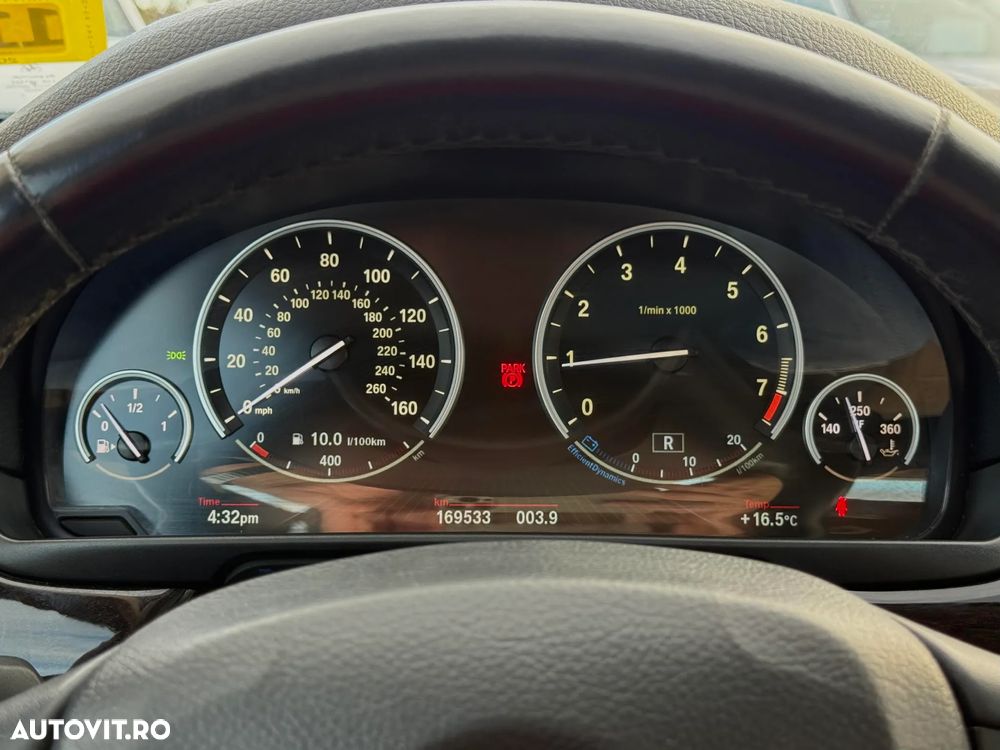 BMW Seria 5 528i xDrive Aut. - 10