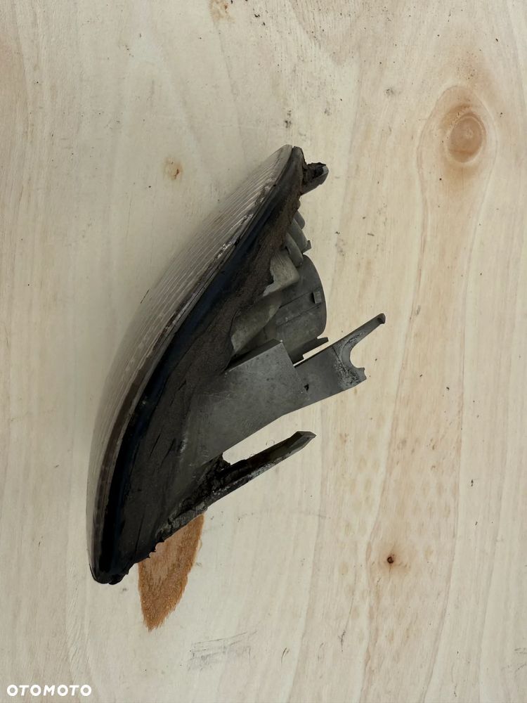 KIERUNKOWSKAZ BMW E38 BIAŁY PRZEDLIFT PRZÓD PRAWY RARYTAS - 5