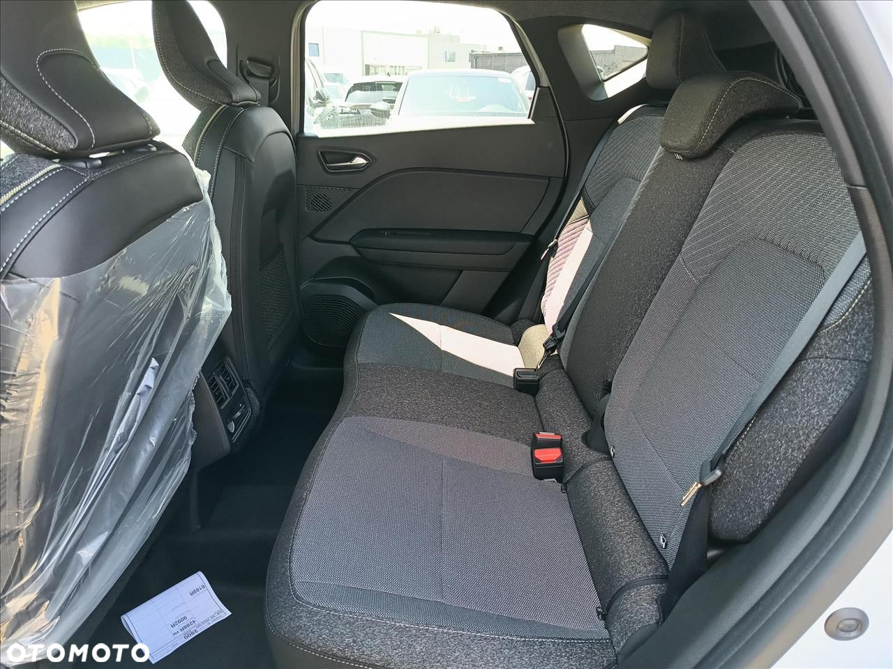 Renault Captur 1.0 TCe Techno - 13