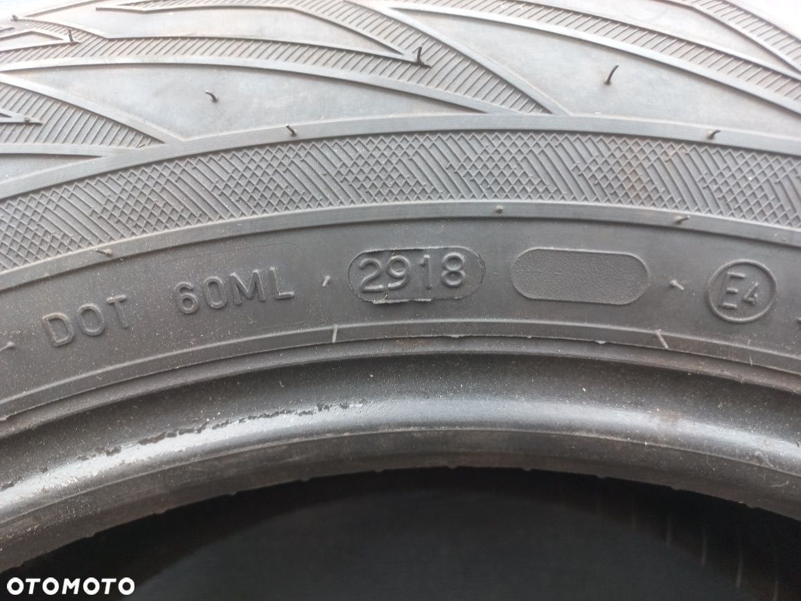 Opony zimowe Nokian 235/60/18 107 XL - 4