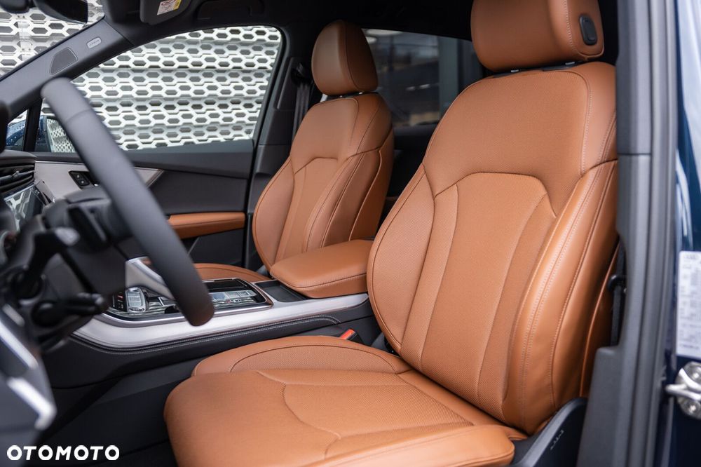 Audi Q7 - 10