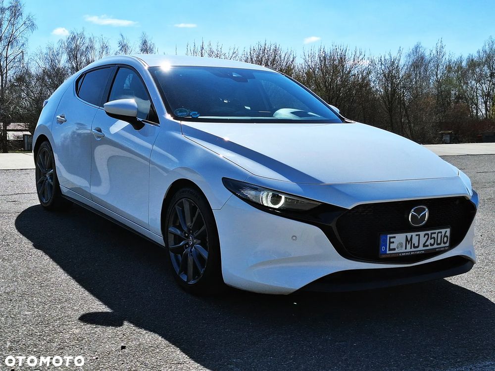 Mazda 3 SKYACTIV-G 2.0 M-Hybrid SELECTION - 28