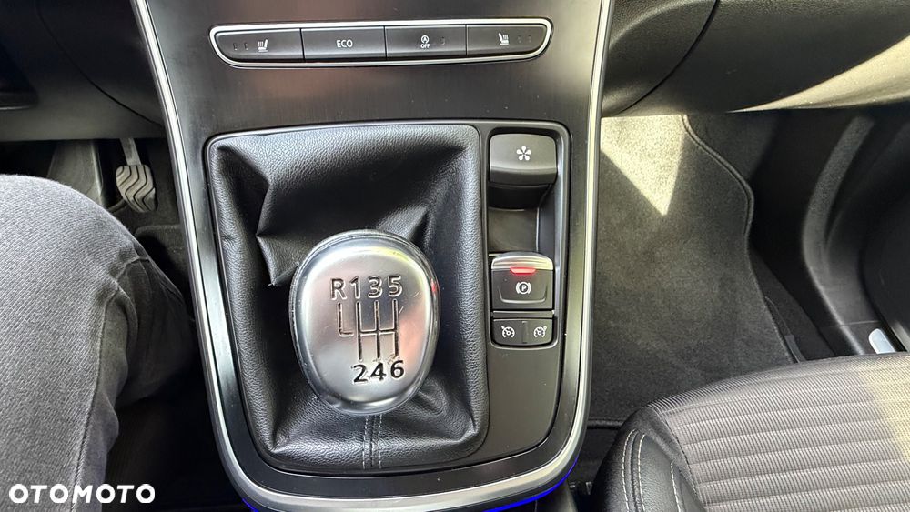Renault Scenic ENERGY TCe 115 INTENS - 28