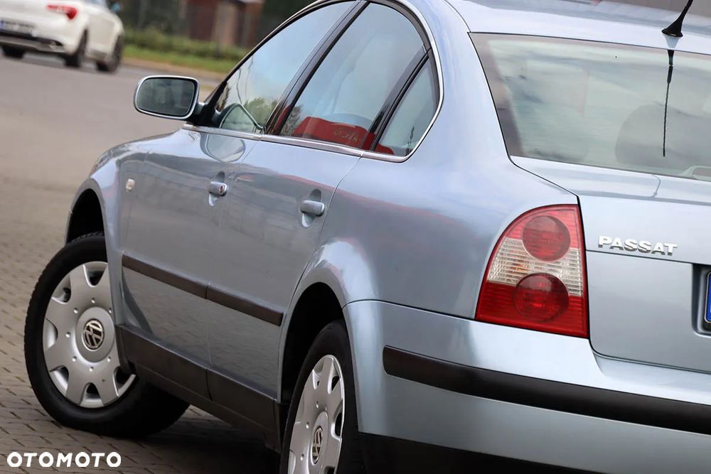 Volkswagen Passat 1.9 TDI Comfortline - 15