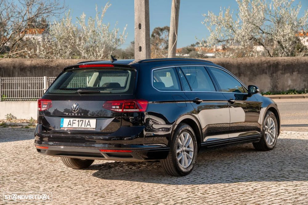 VW Passat Variant 2.0 TDI Elegance DSG - 3