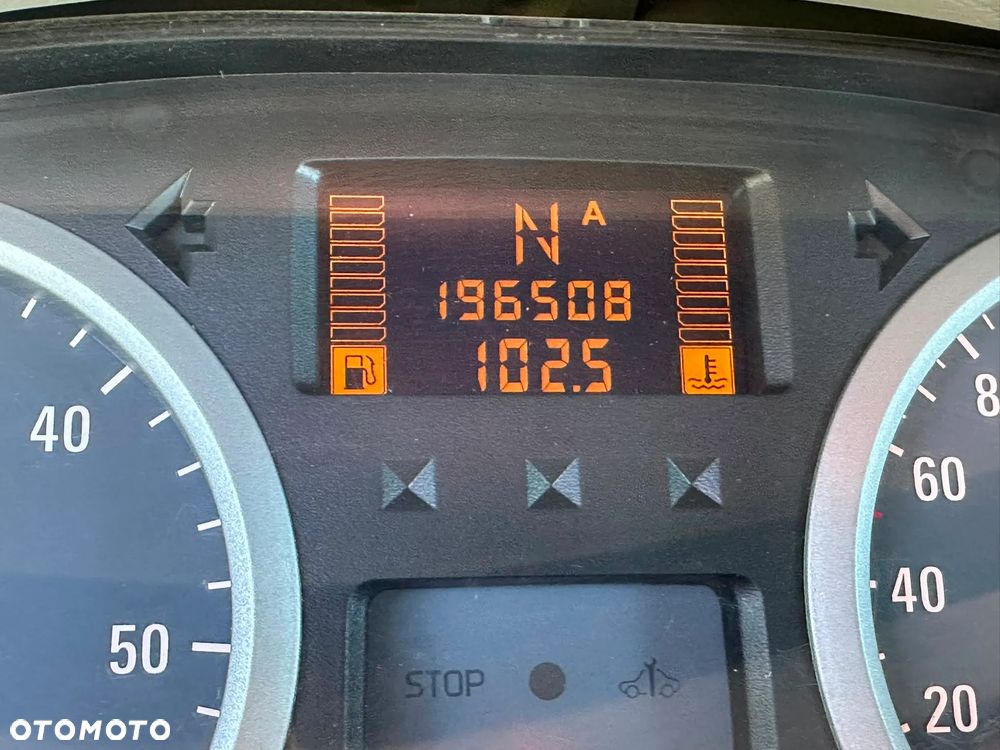Opel Vivaro 2.5 diesel 145kM 2008 rok, automat, HAK, orginalny przebieg! - 8