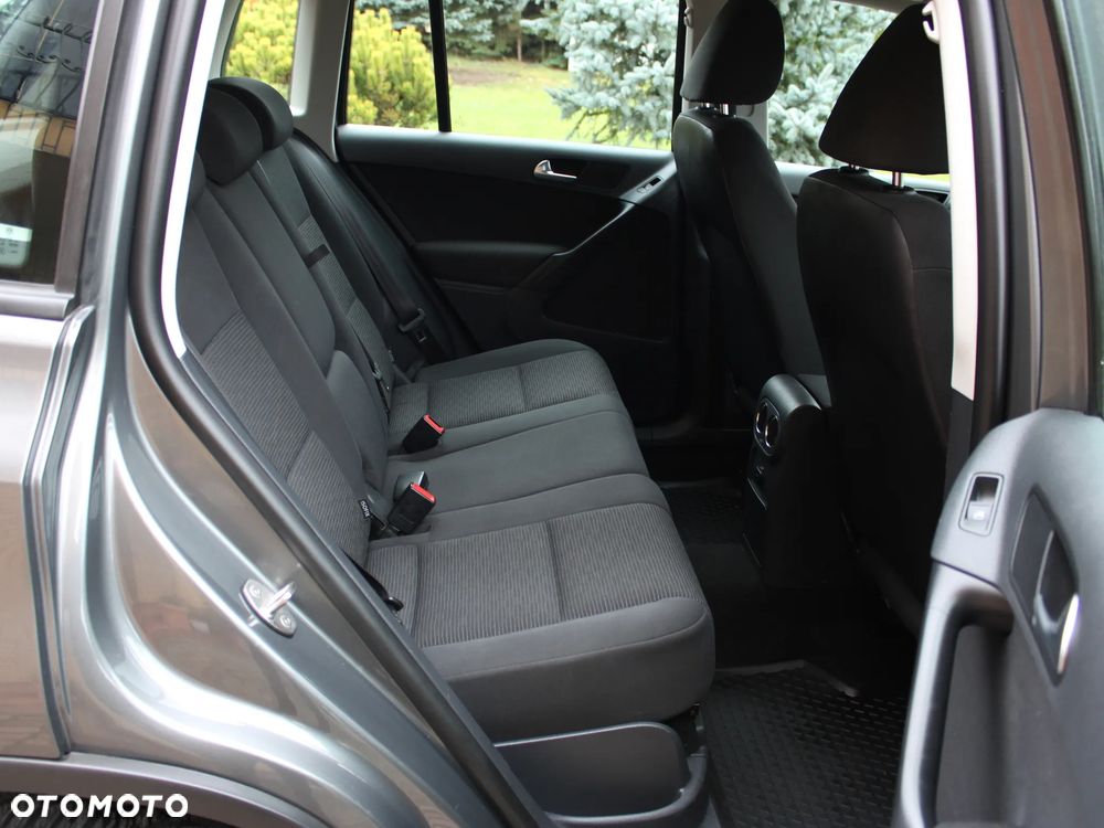 Volkswagen Tiguan - 23