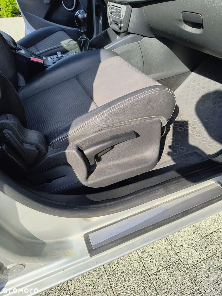 Renault Megane 1.5 dCi Privilege - 8