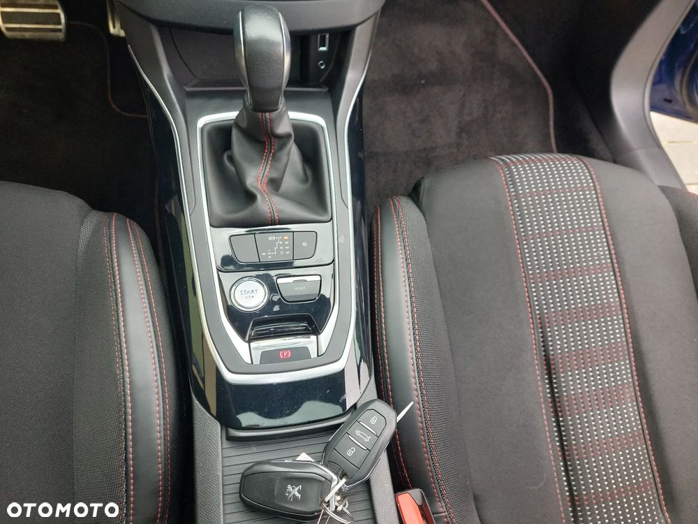 Peugeot 308 BlueHDi FAP 120 EAT6 Stop&Start GT-Line Edition - 27