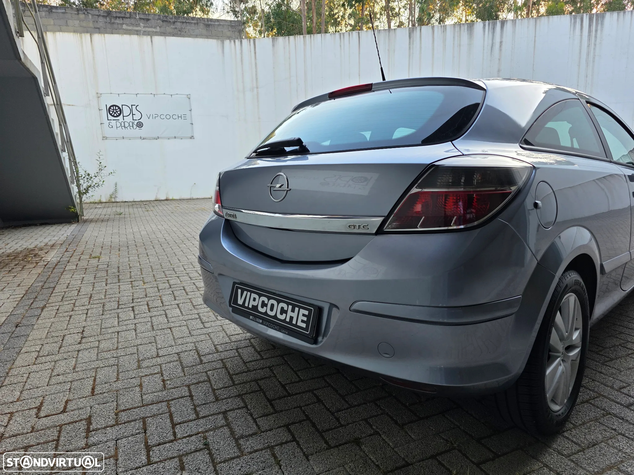 Opel Astra GTC 1.3 CDTi - 37