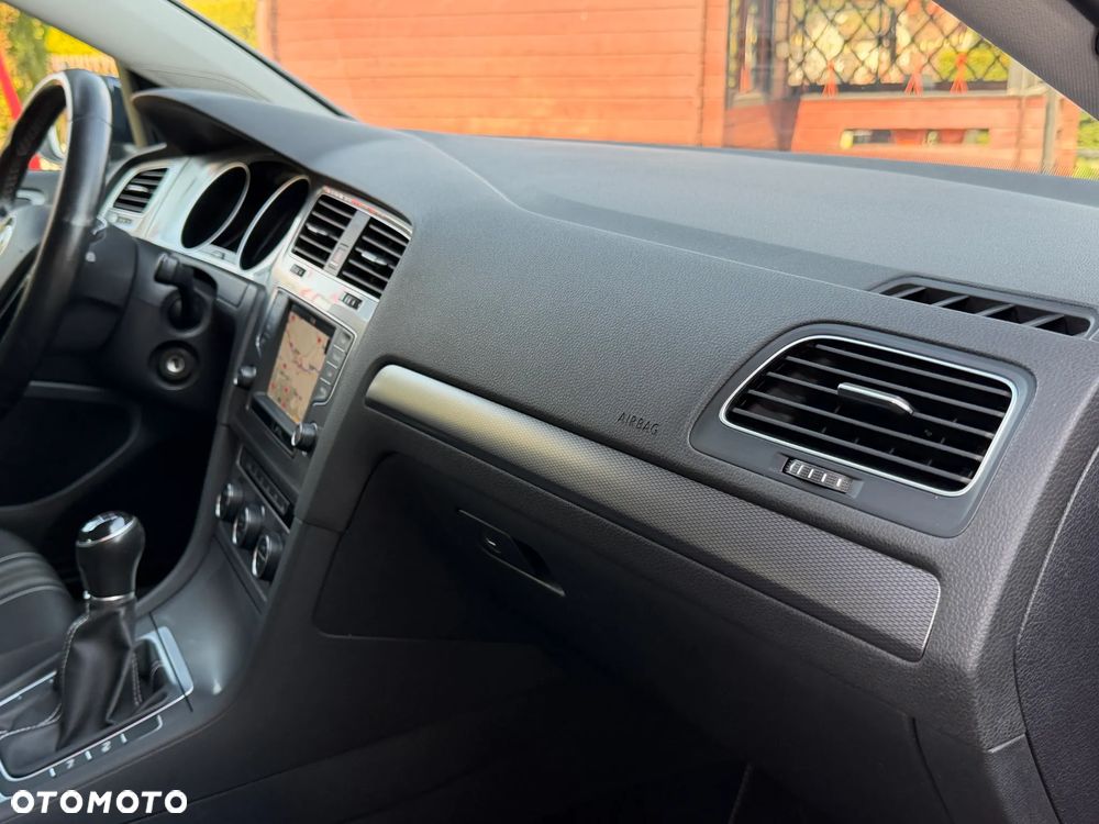 Volkswagen Golf 1.4 TSI BlueMotion Technology Lounge - 23