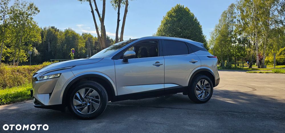 Nissan Qashqai 1.3 DIG-T DCT AKARI - 9