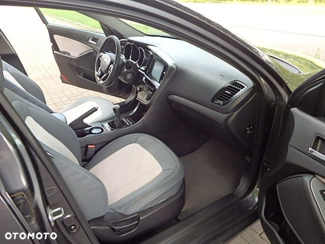 Kia Optima 1.7 CRDi XL - 8