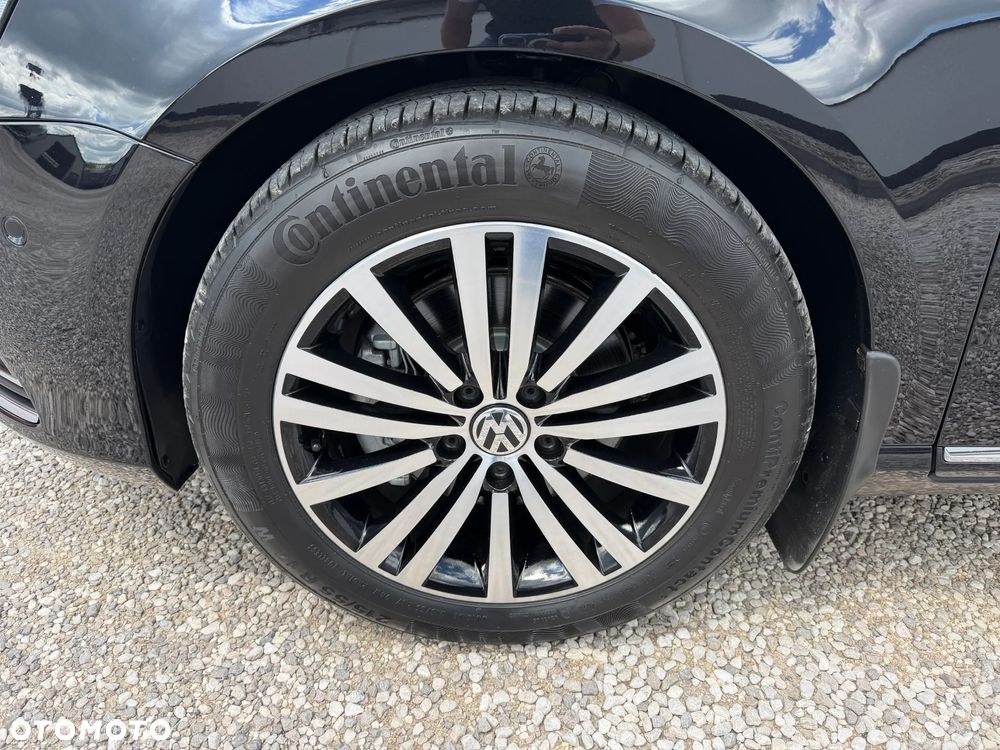 Volkswagen Passat 2.0 TDI Highline DSG - 27