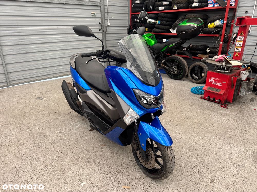 Yamaha NMAX - 1