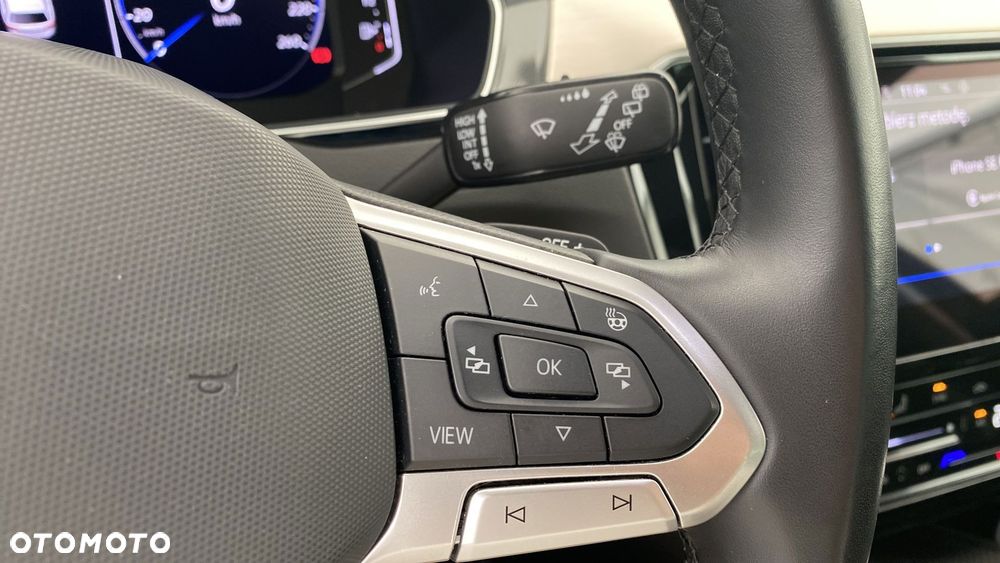 Volkswagen Passat - 26
