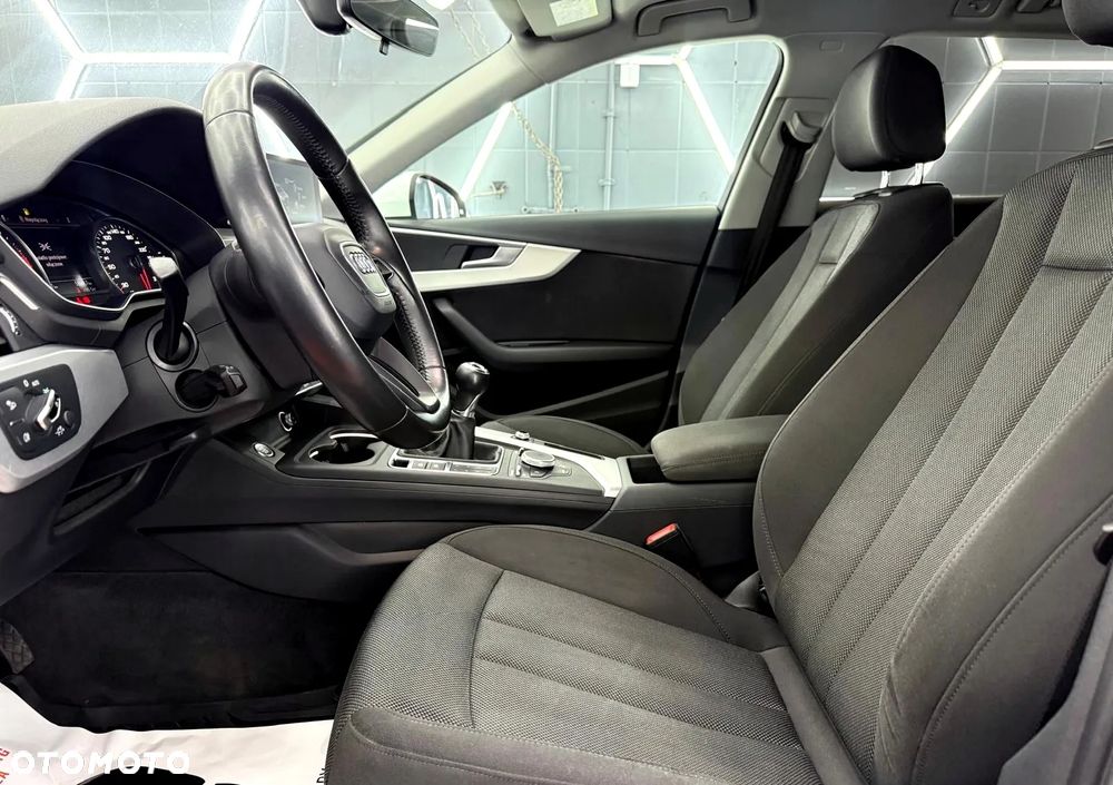 Audi A4 Avant 2.0 TDI ultra sport - 23