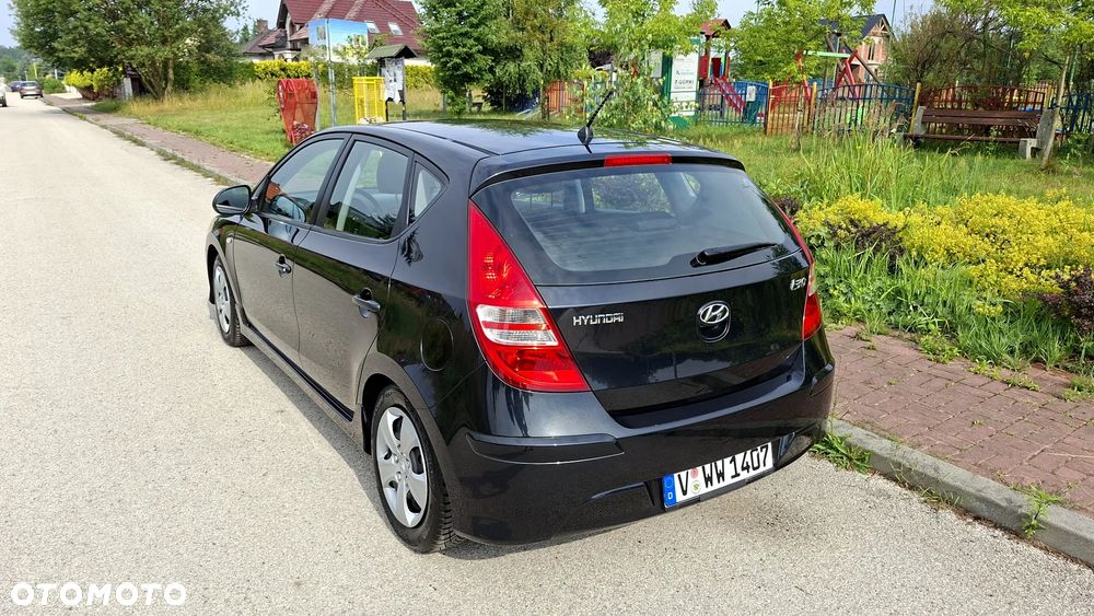 Hyundai i30 1.4 Blue Comfort - 8