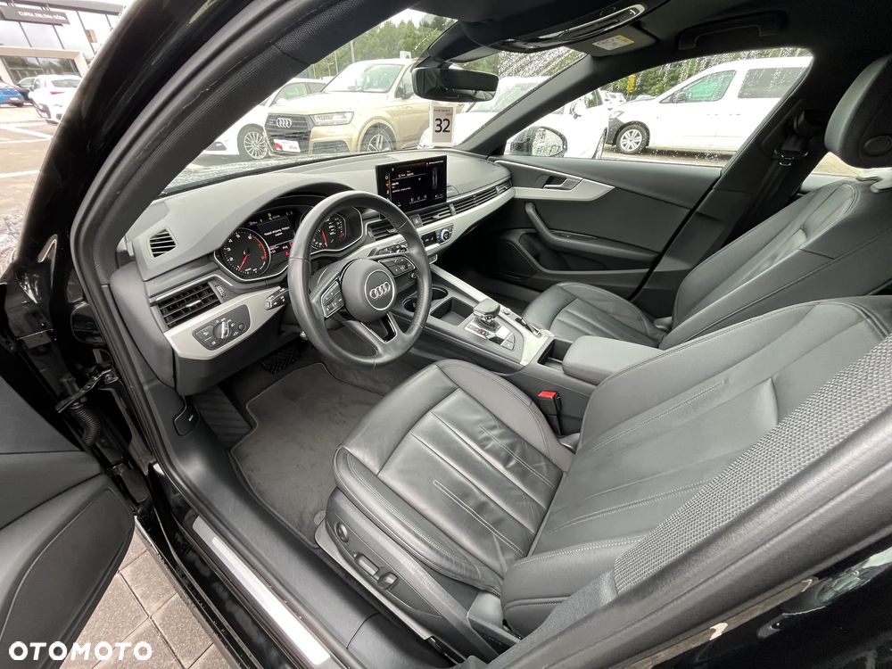 Audi A4 Avant 35 TFSI S tronic - 11