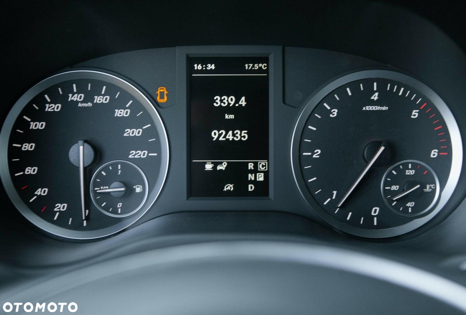 Mercedes-Benz Vito - 30